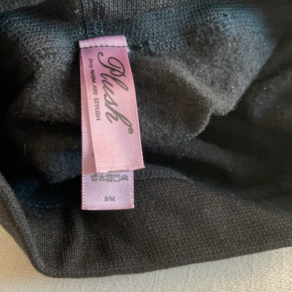 Fleece Lined Stirrup Tights in Black
Plush S/M